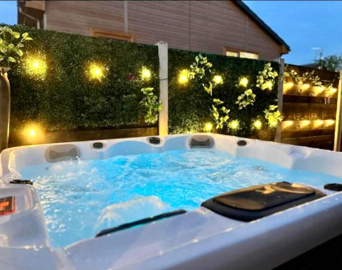 Willow Cottage With Hot Tub Strensall Εξωτερικό φωτογραφία